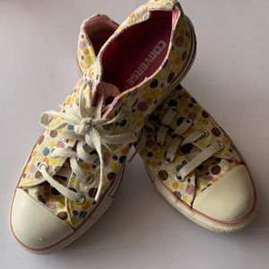 Women’s Converse All Stars Size 9 Pink Dots
